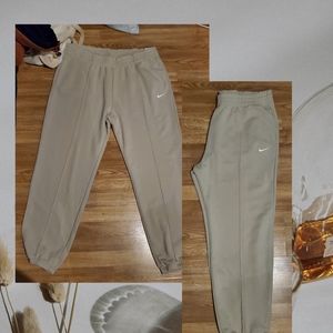 Womens Nike Sweatpants Cream Color XL | SEND ME OFFERS❗